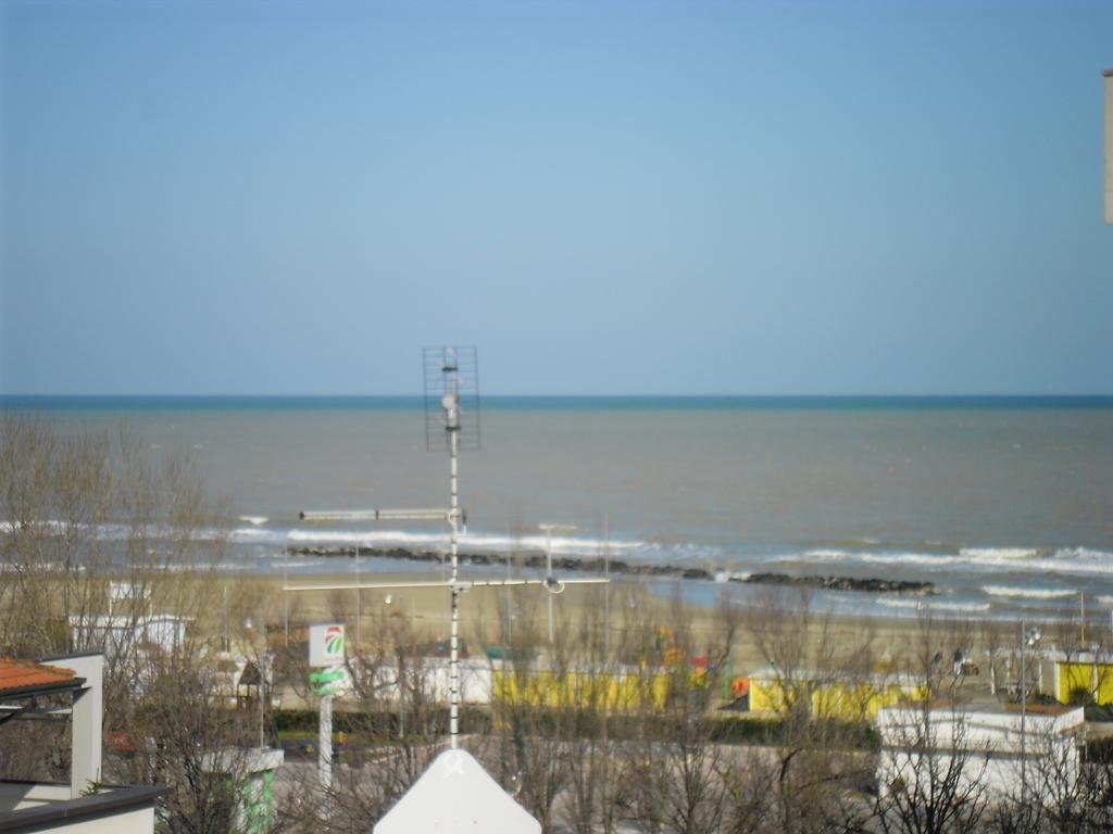 Hotel Busignani Rimini Exterior photo