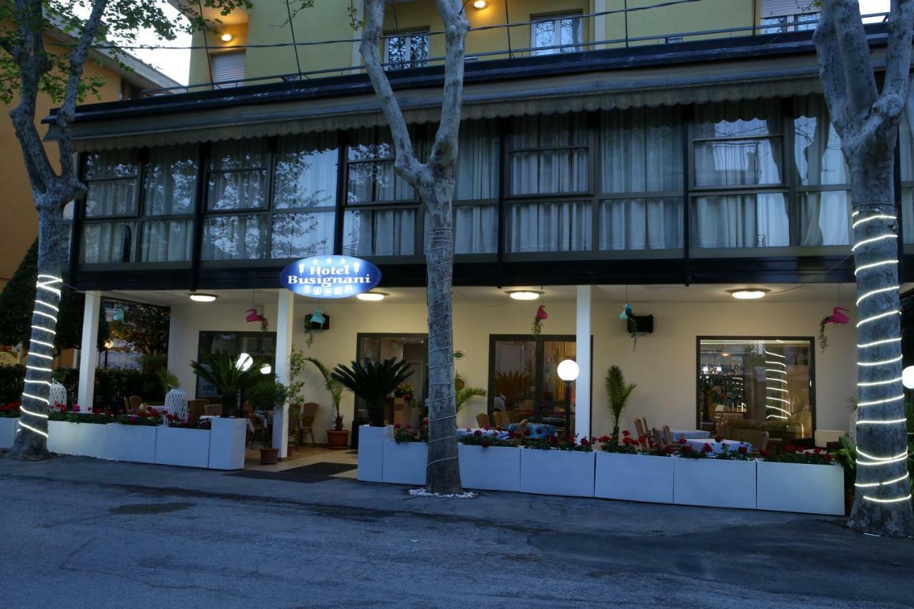 Hotel Busignani Rimini Exterior photo