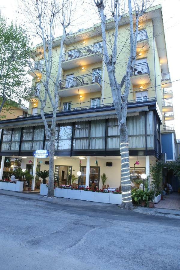 Hotel Busignani Rimini Exterior photo